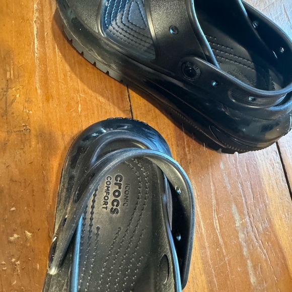 Mega Crush Black Sandal - Picture 7 of 7